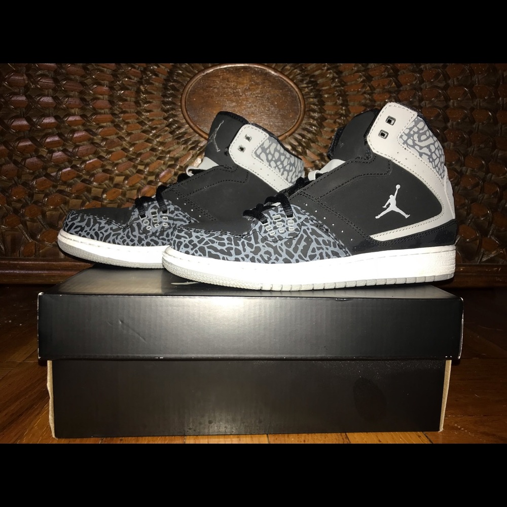 Kids Jordan 1 flight